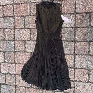 Nanette Lepore Black & Gold Shimmering Sleeveless Midi Dress